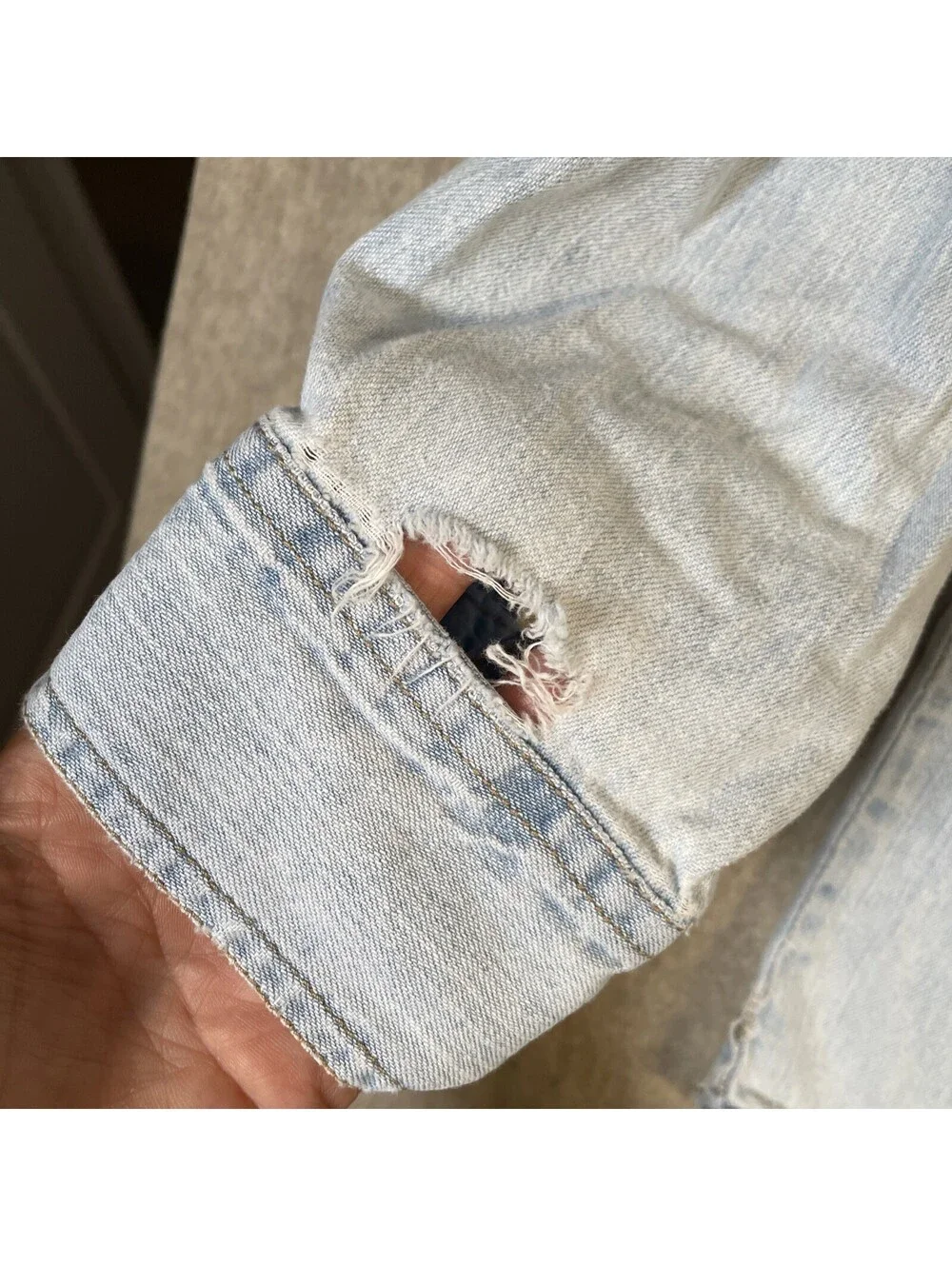 Levis Denim Shirt XL Light Wash Blue Red Tab Western Rodeo Cowboy Distressed